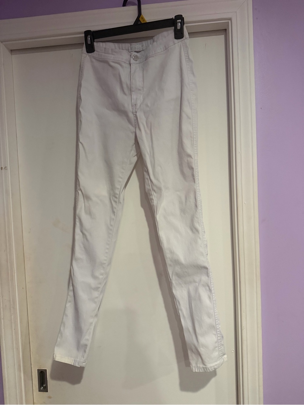 White Men's Slim Jeans